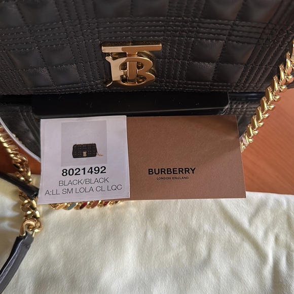 BURBERRY shoulder bag with 18karat gold chain! NWT!!! - Picture 5 of 9